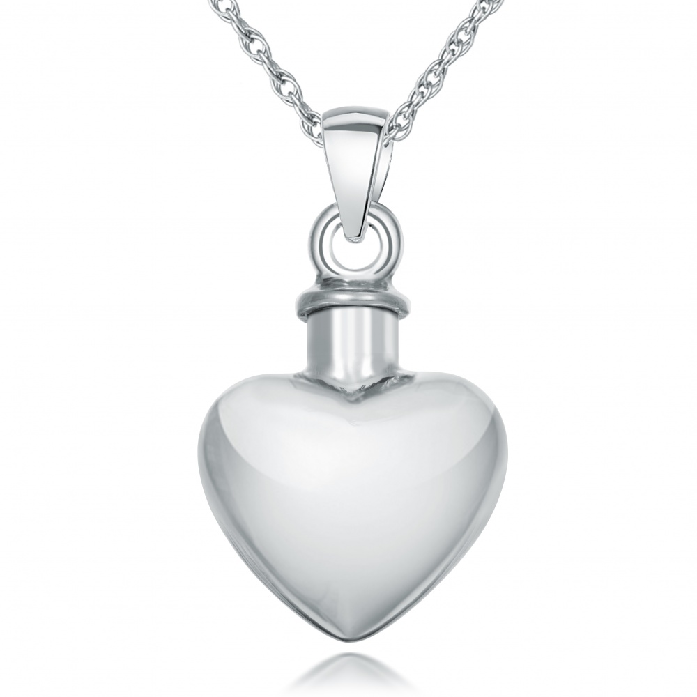 Szív alakú egyszerű fémszínű medál