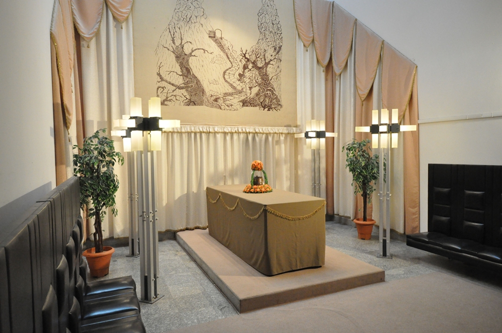 B jelű Ravatalozó a ravatallal