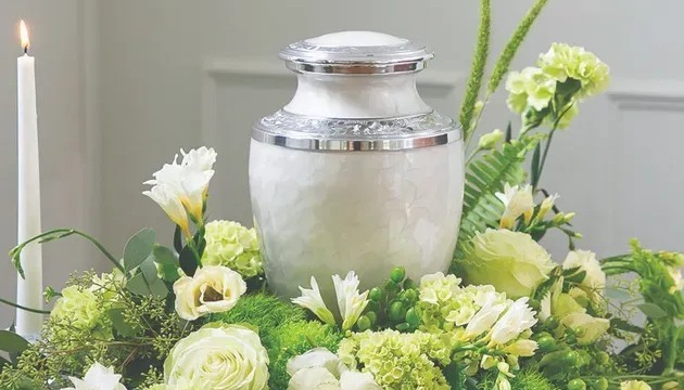 Urna temetéséhez kellékek